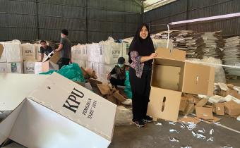 Vita Suci Rahayu, Ketua Bawaslu Kota Pasuruan pastikan proses pengawasan pengosongan kotak suara Pemilihan 2024 oleh KPU Kota Pasuruan berjalan sesuai prosedur, (Kamis, 20-02-2025)